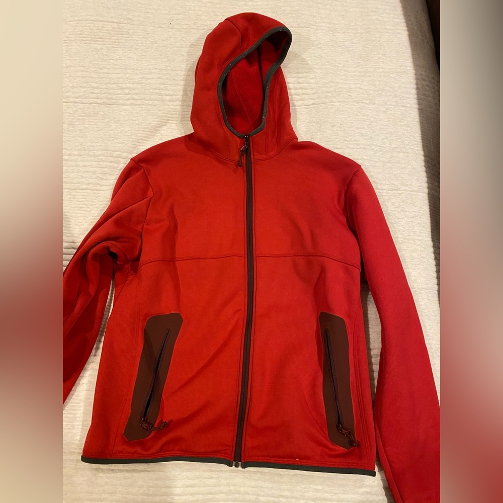 Women’s Arcteryx hooded jacket